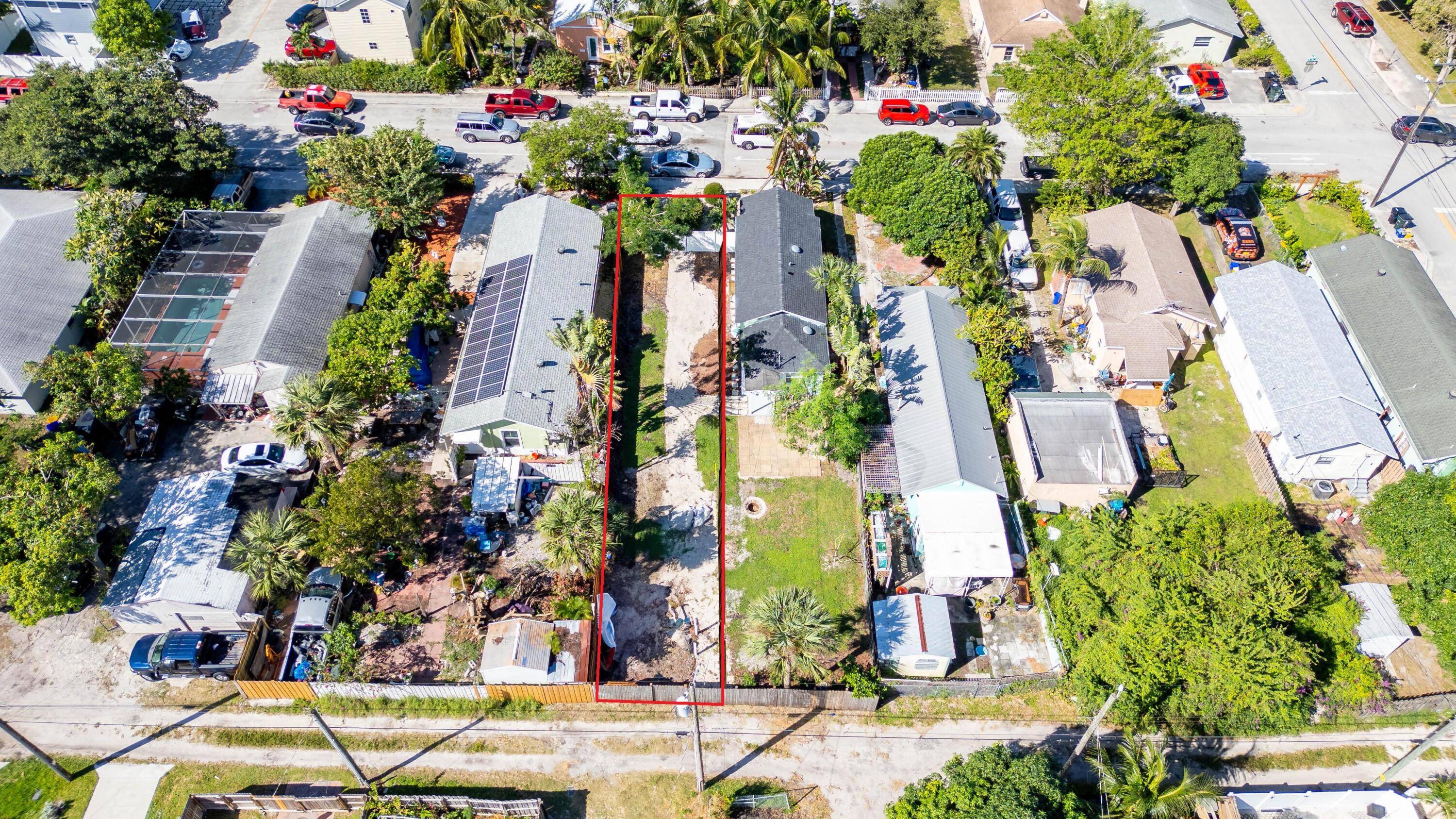 Prime Vacant Lot for Sale in Lake Worth 25x135 !
