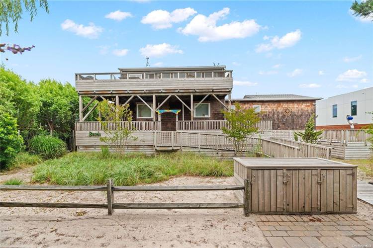 This Home is Available To Rent Weekly For 8, 000 to 10, 000 NOT a month.