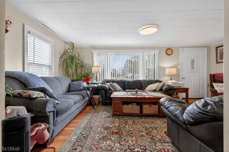 Welcome to this charming 3 bedroom, 1.