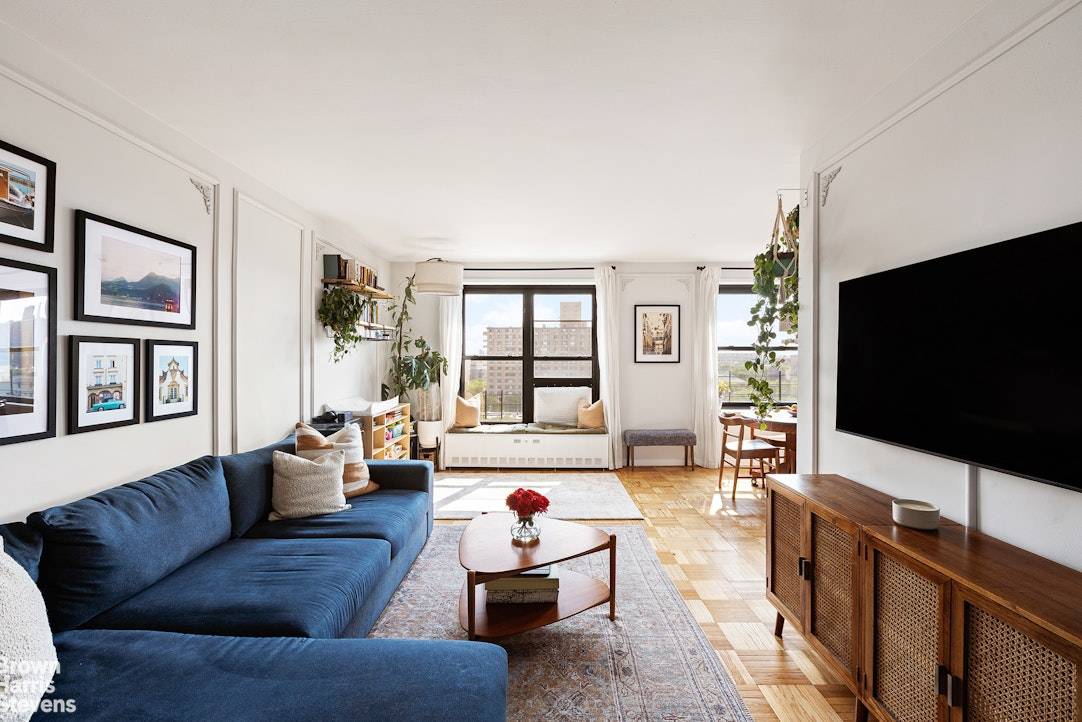 Perched on the 11th floor, this eastern facing and sun drenched two bedroom apartment offers sweeping unobstructed views and abundant natural light in every room.
