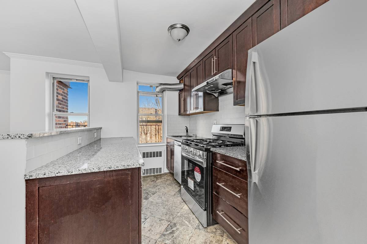 Top floor beauty with incredible light and layout.