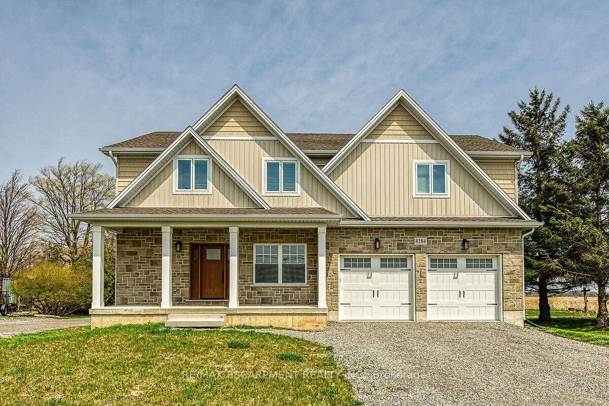 Escape to the country with the convenience of all amenities just a short drive away !