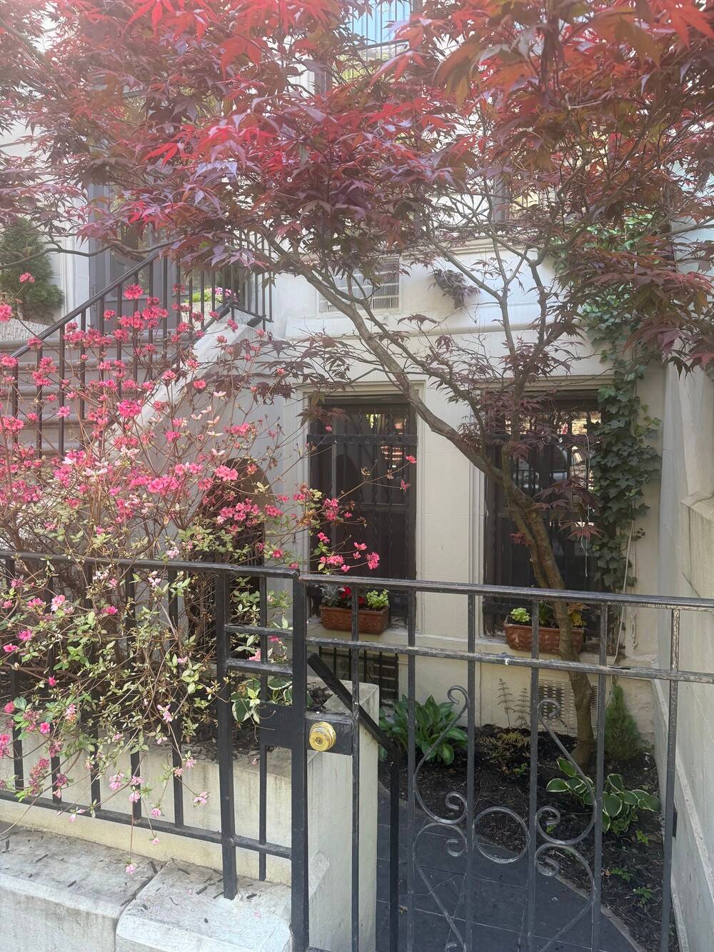 Renovated brownstone duplex one bedroom with 1.
