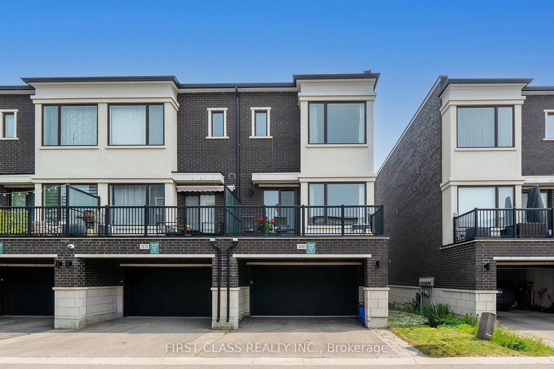 4 Br 4 Wr, all above grade.