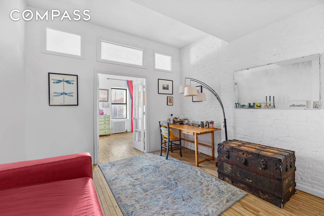 Welcome to 498 W 55th St, a charming pin drop quiet HDFC co op residence located in the heart of Hell's Kitchen.
