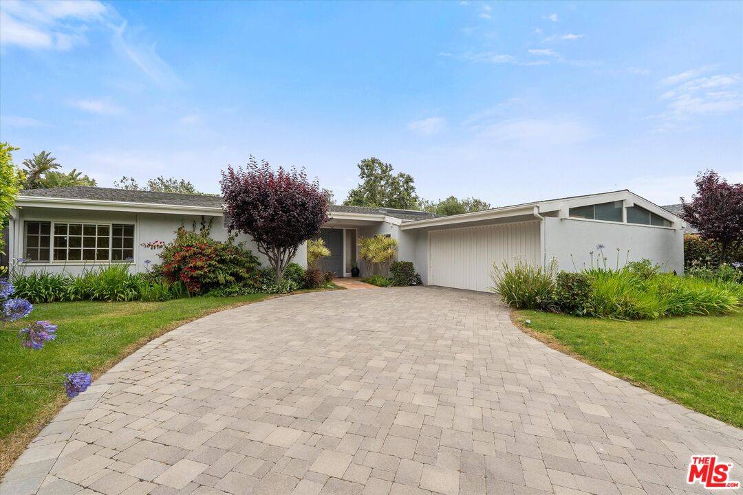30724 Manzano Dr 4BR Malibu La