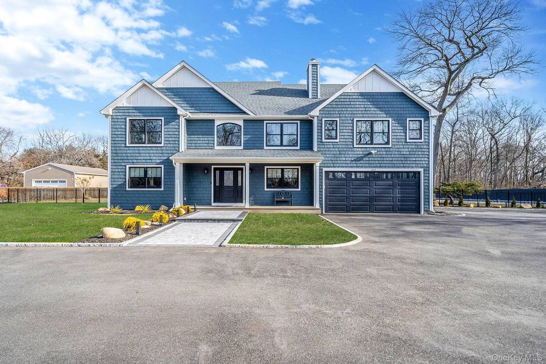 Introducing one of the most extraordinary properties in the heart Mount Sinai, New York.