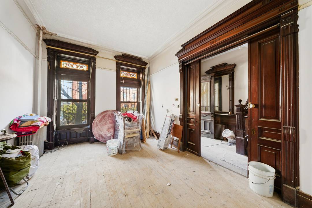 Investor Special in Prime Stuyvesant Heights.