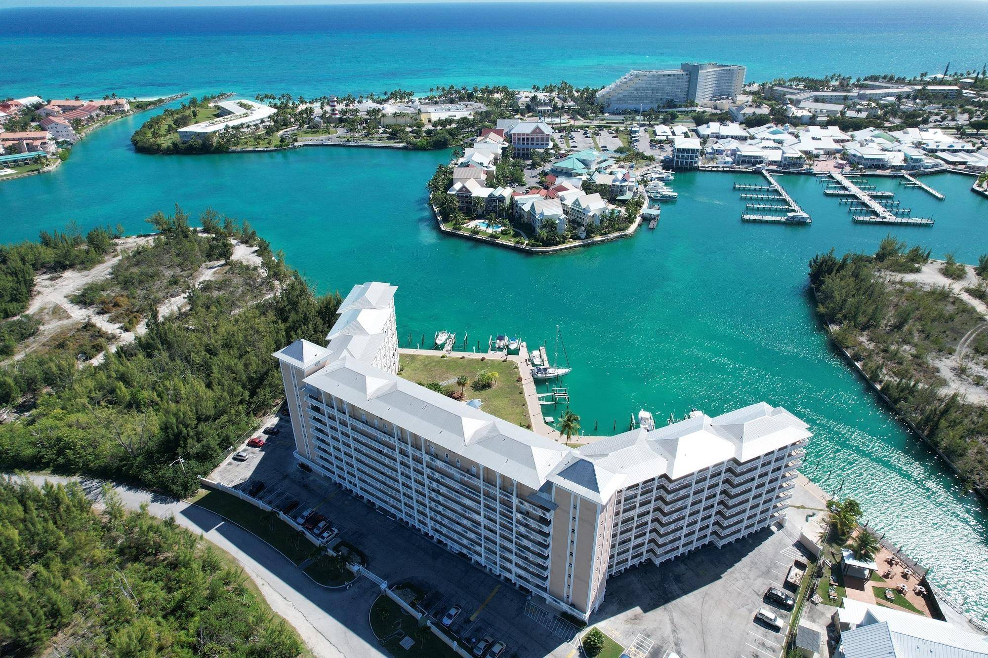 HARBOUR HOUSE TOWERS Condo Grand-Bahama-Freeport