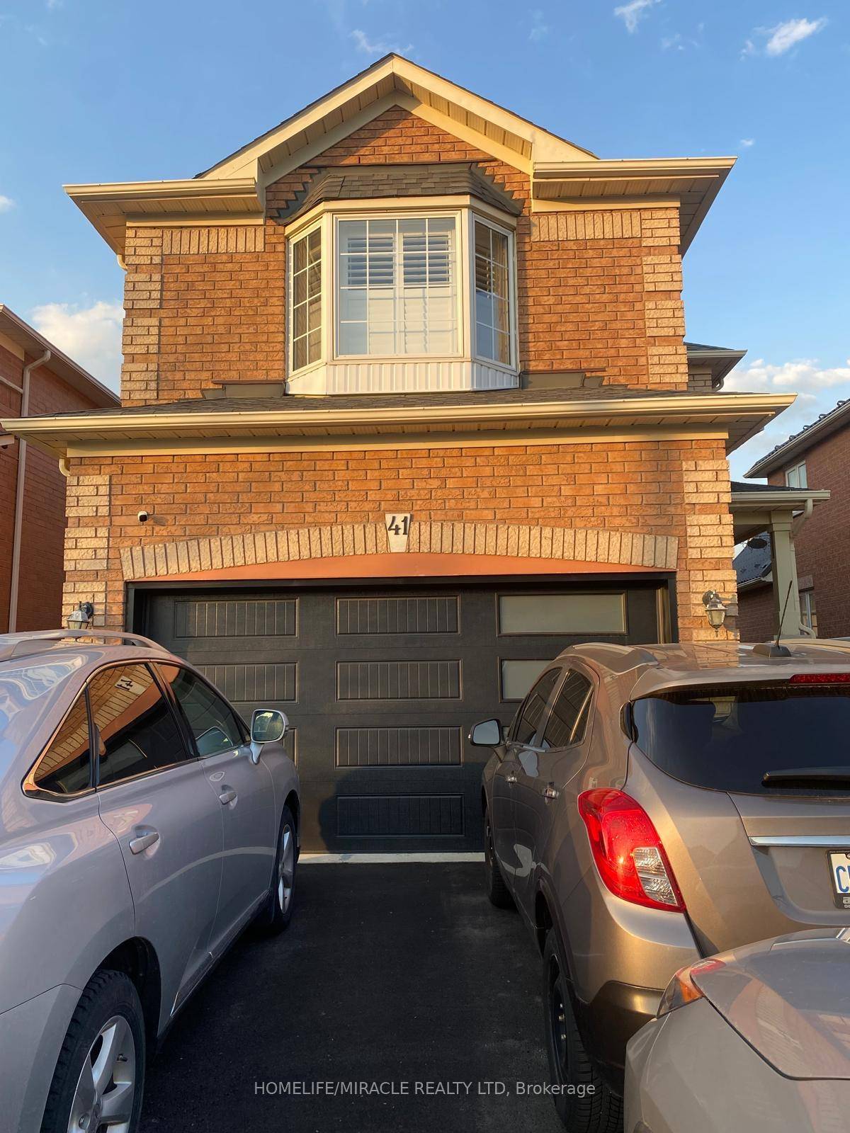 2 bedroom Basement Available for lease