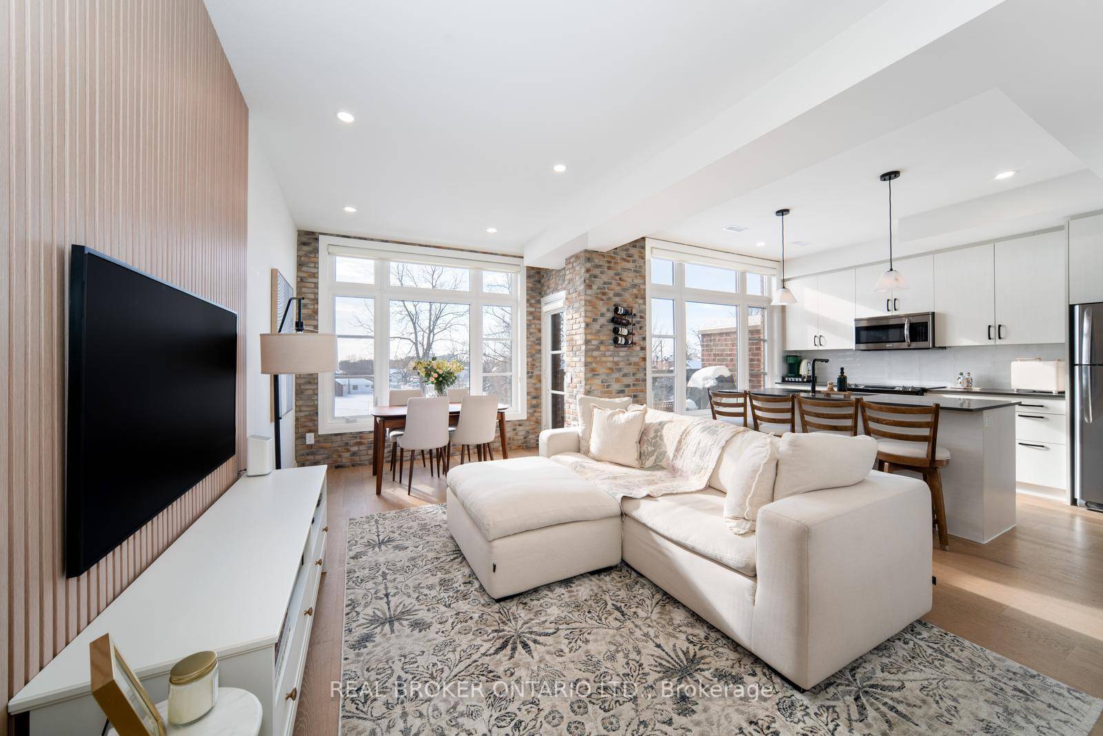 Welcome to this absolute dream of a townhome in Vaughan's desirable Fairground Lofts community, perfectly located steps from Woodbridge Ave.