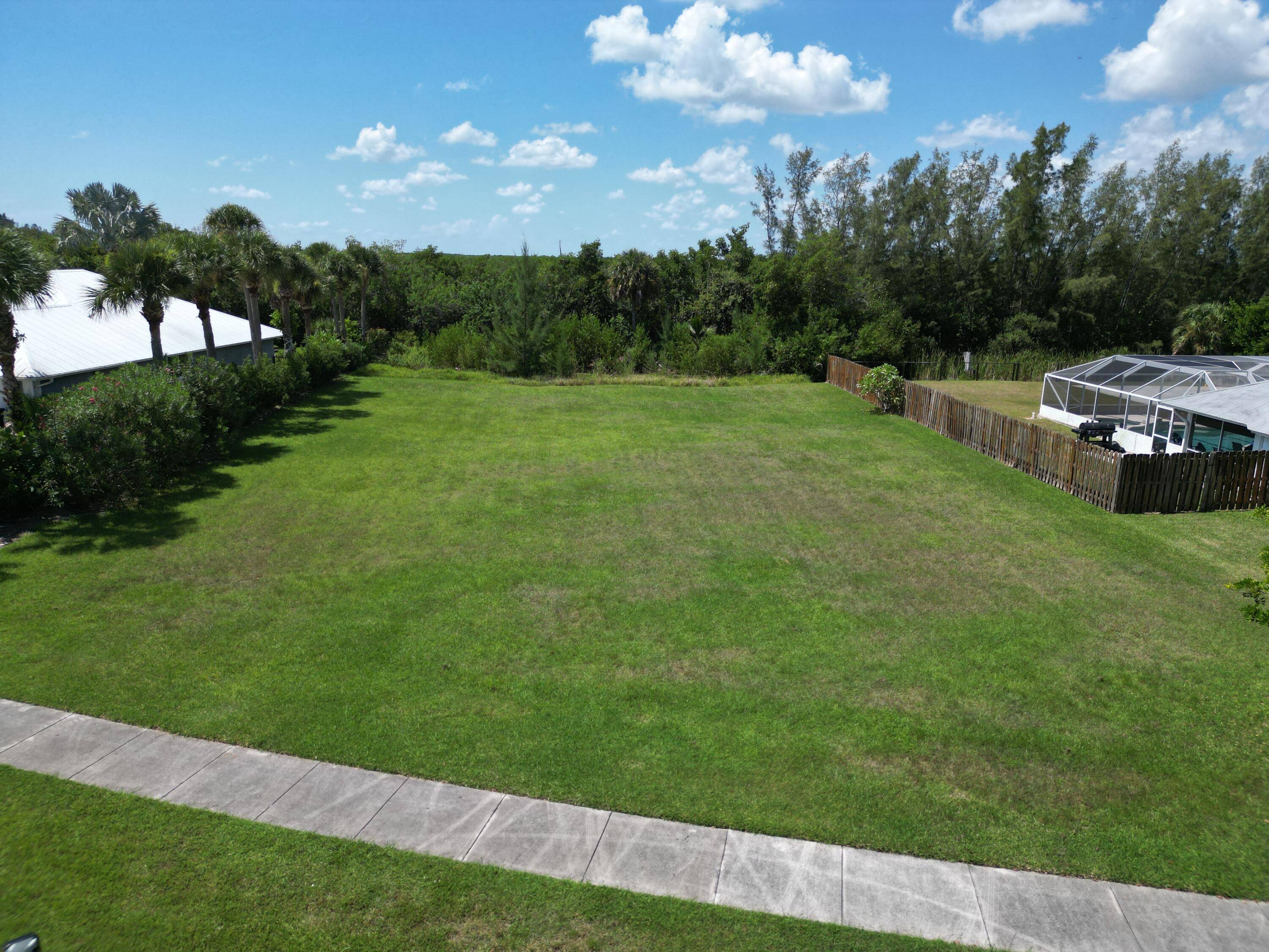 Generously sized homesite available in the sought after Jennings Cove community !