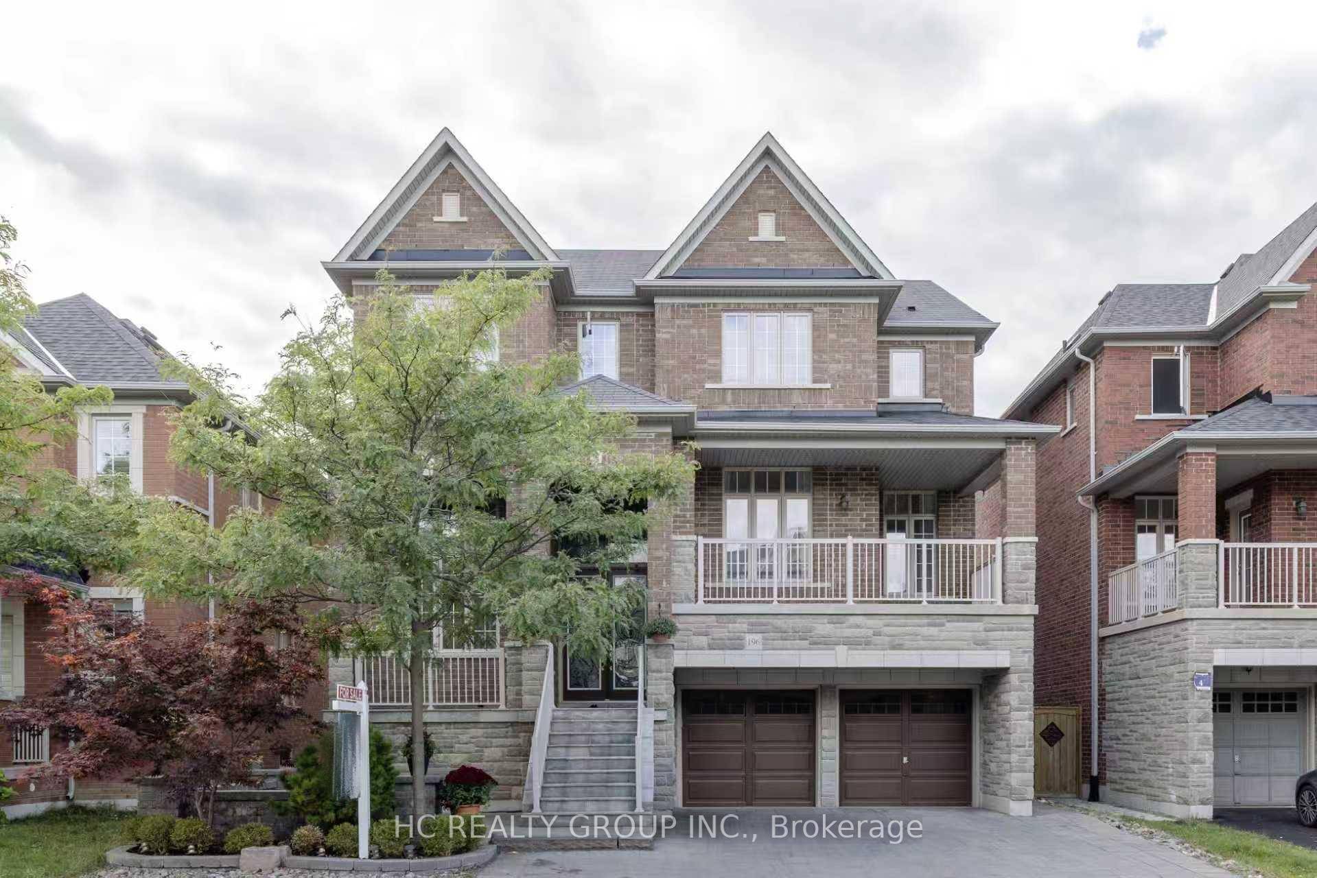Stunning Executive Home in Prestigious Wismer Community !