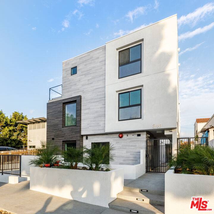 846  N Alta Vista BLVD Hollywood Hills East LA