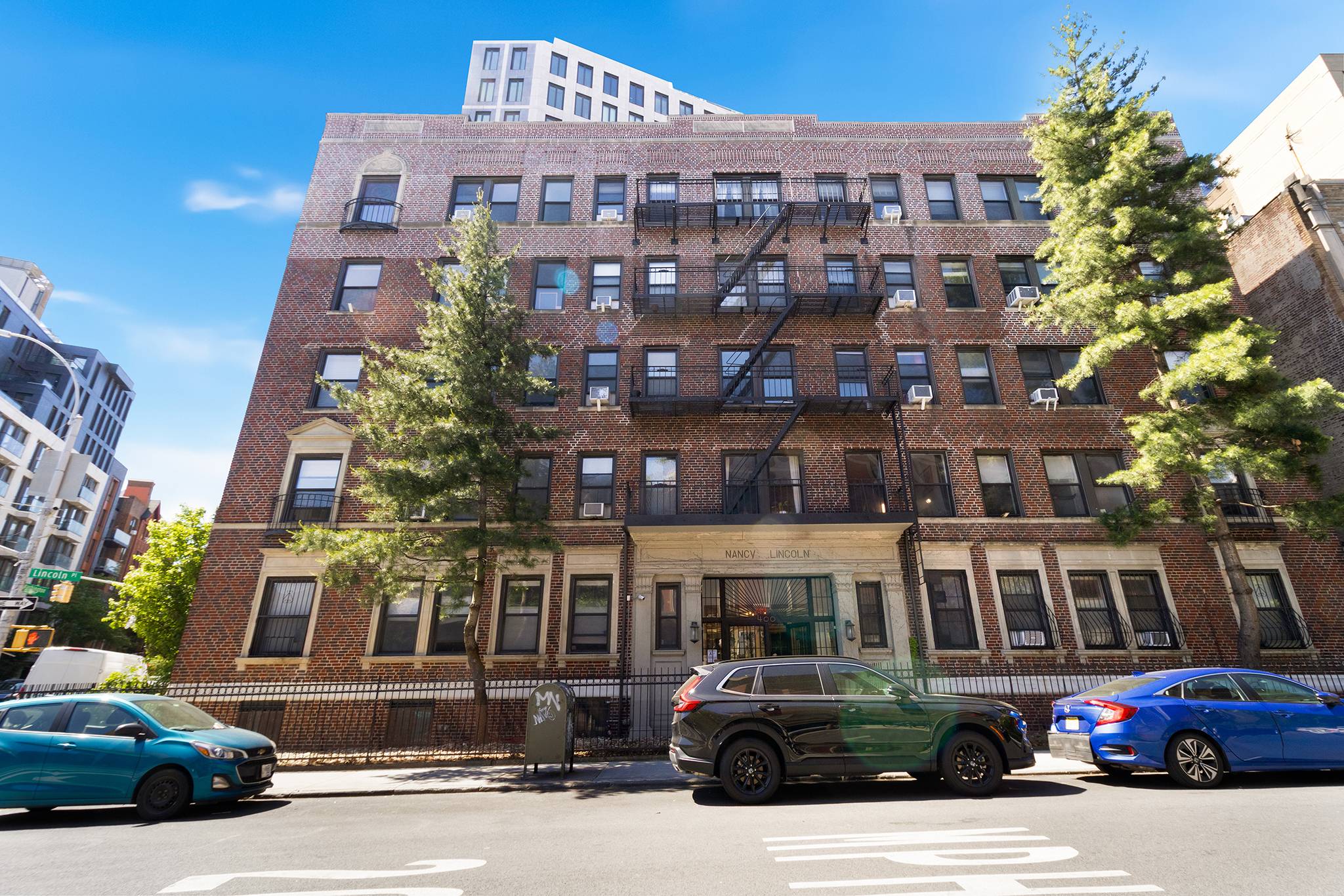 Welcome to this bright and charming one bedroom Co op located on the second floor of a classic pre war building.