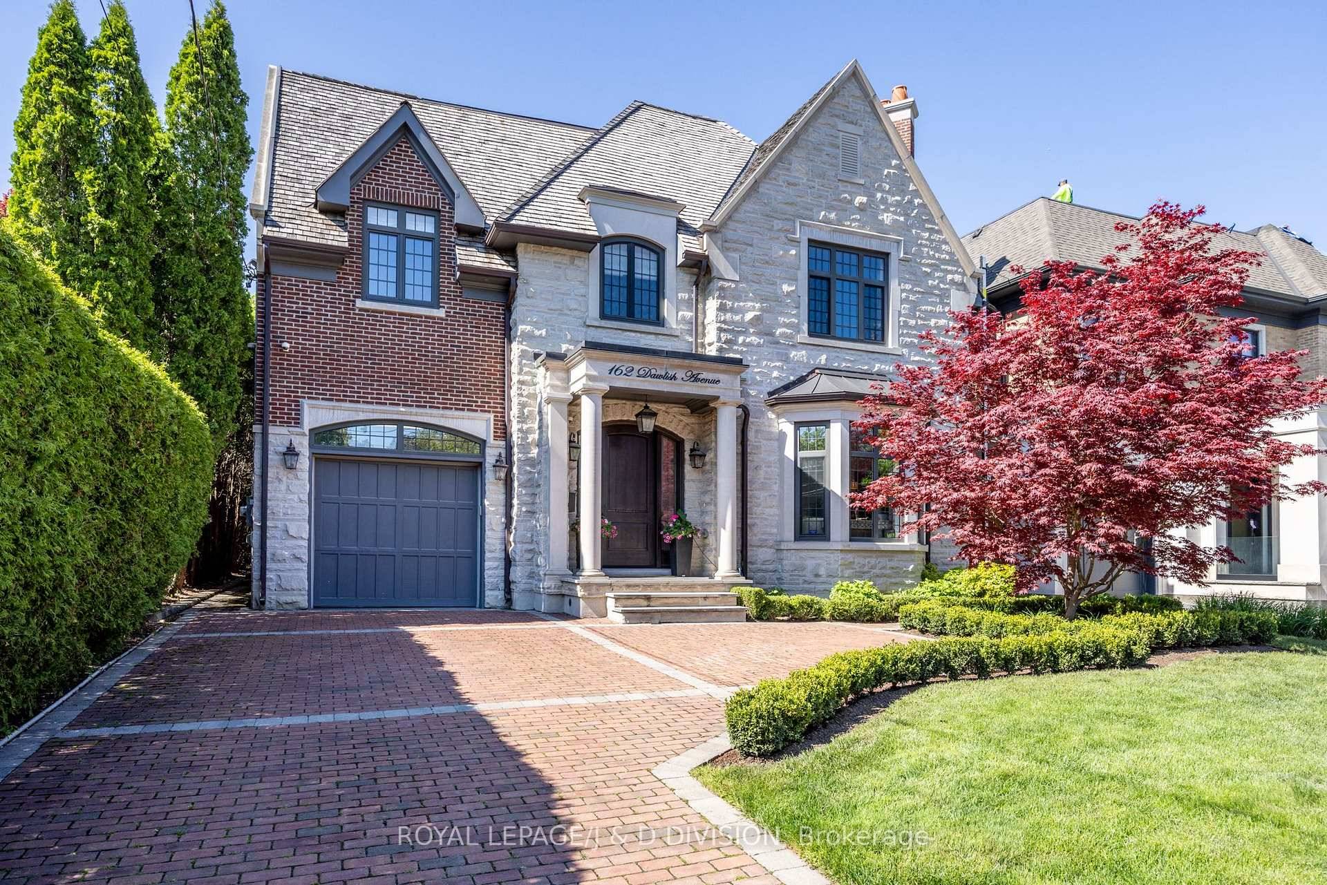 Custom built by the current owners and impeccably designed by Schumacher Design, this exceptional residence is located on one of the most prestigious blocks of Dawlish Ave in Lawrence Park.