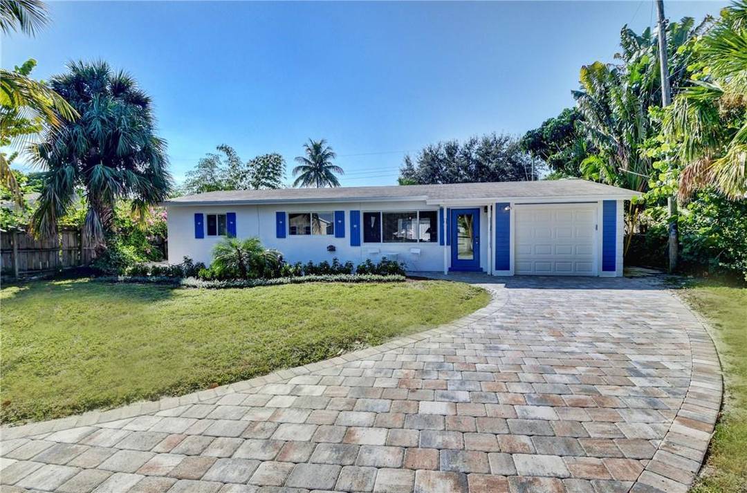 Impeccable, 3 2. 5 pool home in sought after Delray 1.