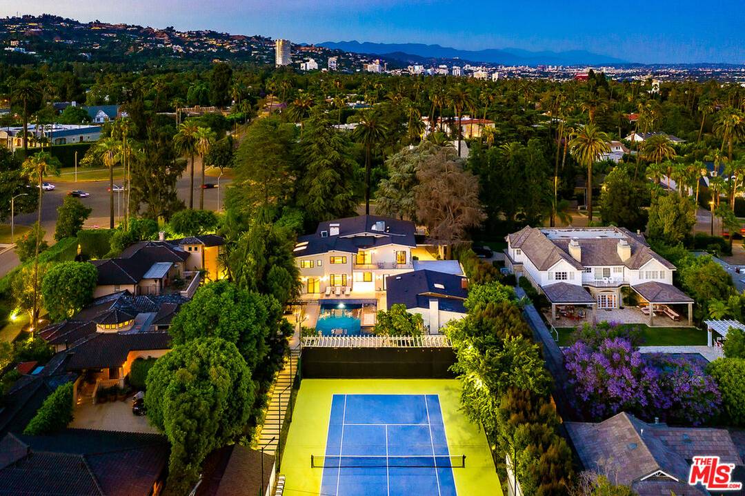 721 N Beverly Dr 5BR Beverly Hills Post Office | B.H.P.O. La