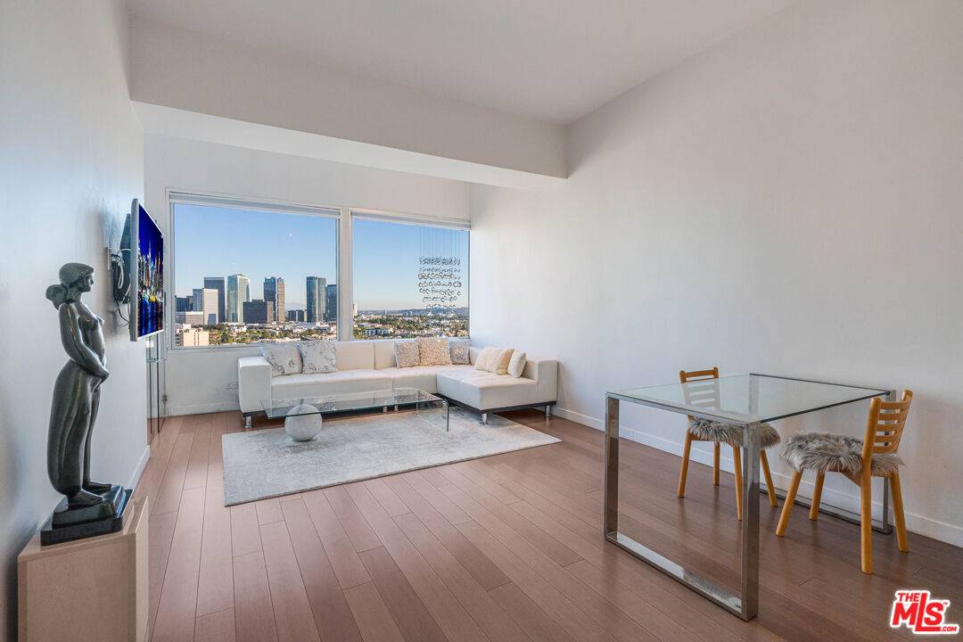 10501 Wilshire Blvd 2BR Westwood La