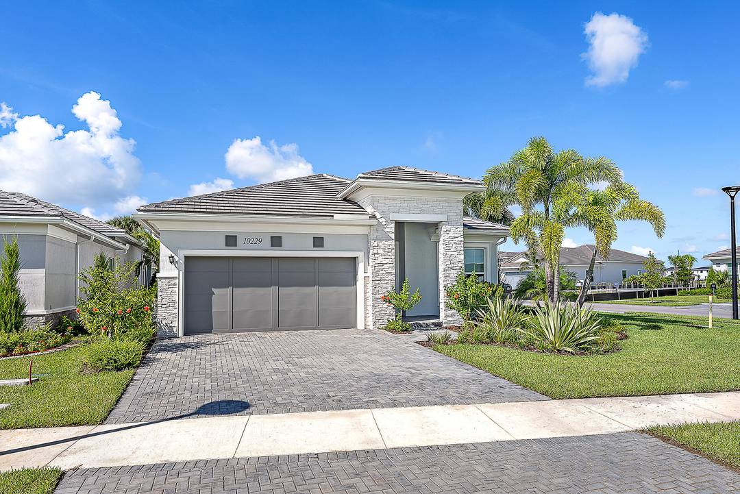 Set on a premium corner lot with lush landscaping and upgraded exterior finishes, this expanded Samantha model offers exceptional space and flexibility.
