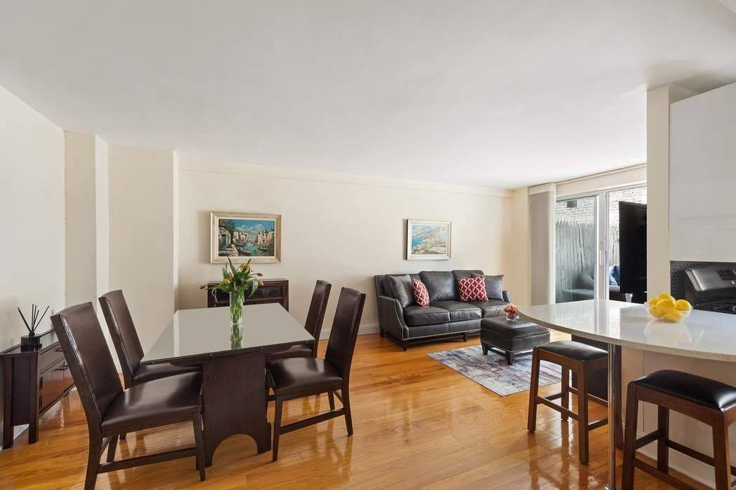 Calling all terrace lovers this chic one bedroom has two of them !