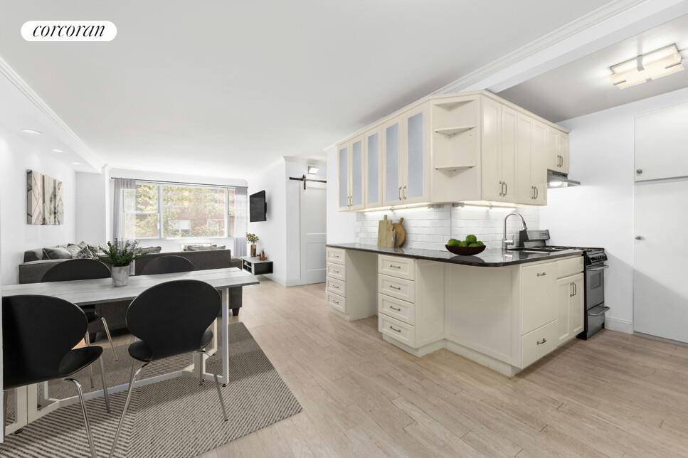 Discover this inviting one bedroom co op at 79 West 12th Street, Unit 3B, perfectly positioned at the crossroads of Greenwich Village, West Village, Chelsea, and Flatiron.