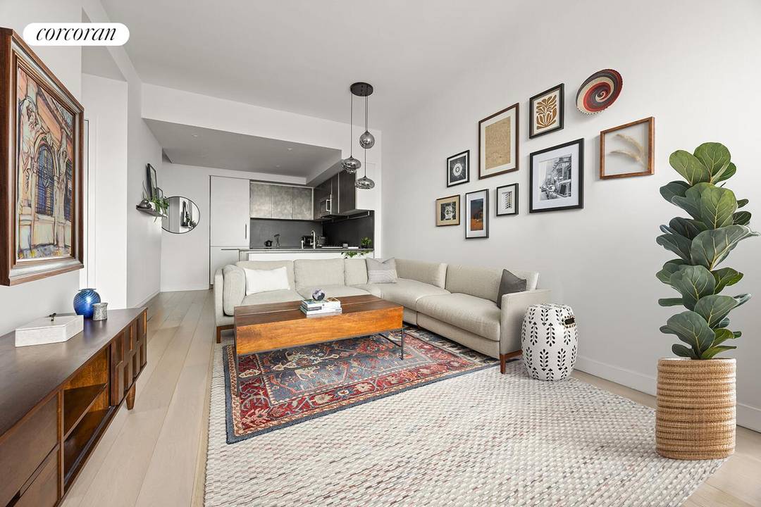 Unobstructed Skyline Views from One of 11 Hoyt's Best One Bedroom Lines Residence 30B at 11 Hoyt is among the building's most sought after one bedroom layouts, offering an expansive ...