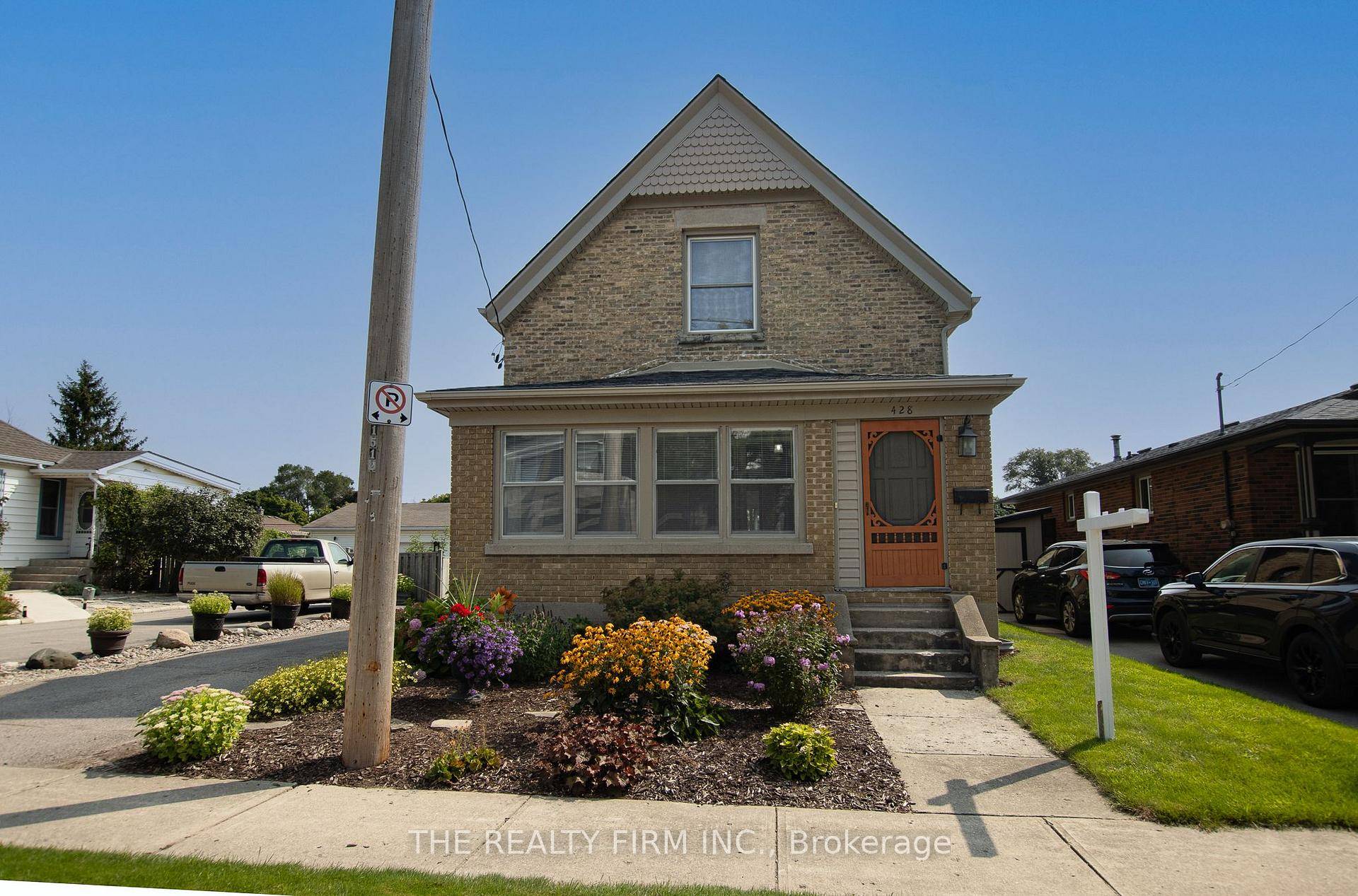 Welcome home to 428 Saul, nestled in a warm, family friendly neighborhood that has something for everyone.