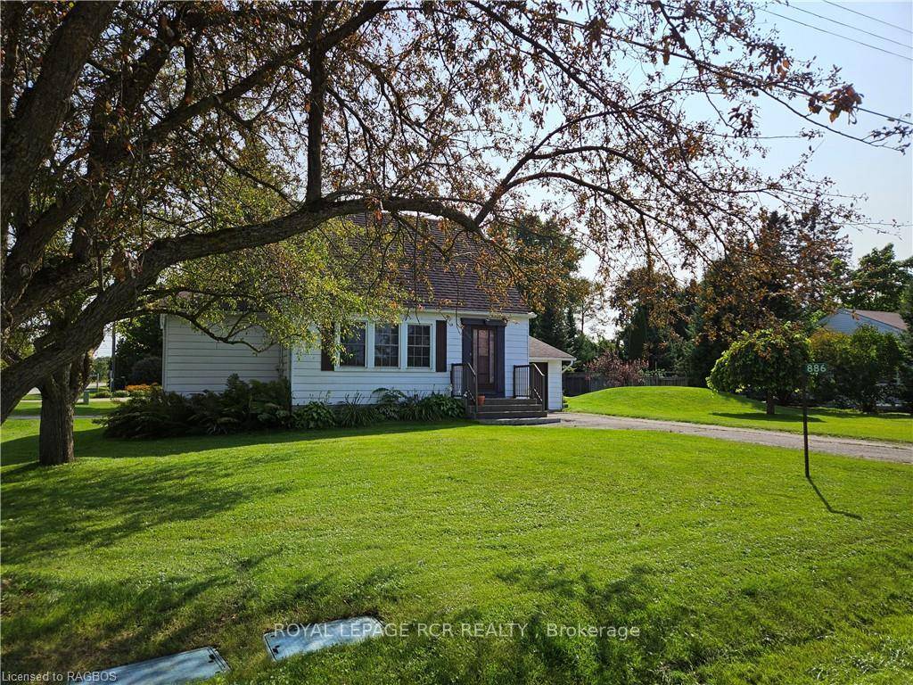 This is a family home that has been full of love and laughter !