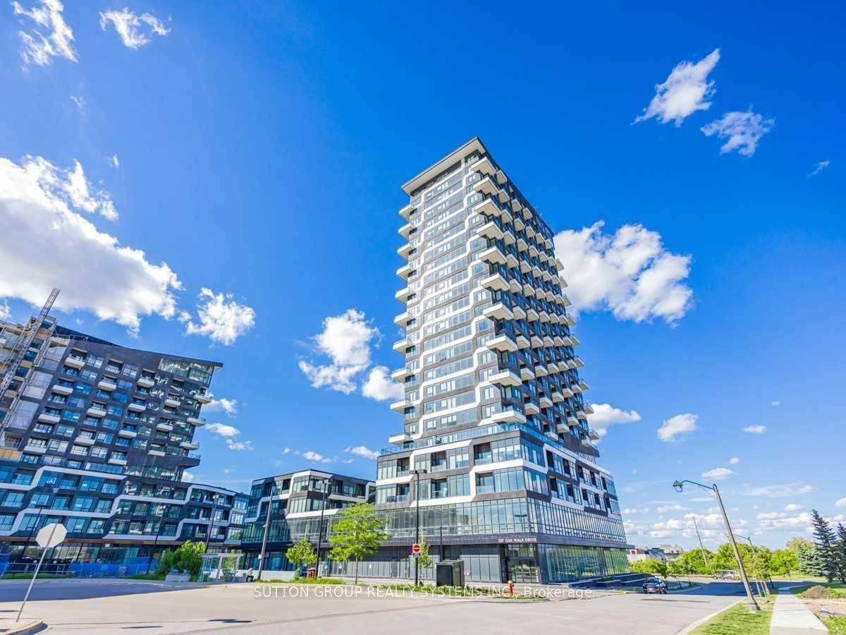 Excellent Luxury Oak Condo With 579 Sf 30 Sqft Open Balcony.