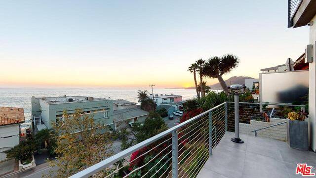 25423   Malibu Rd Malibu LA