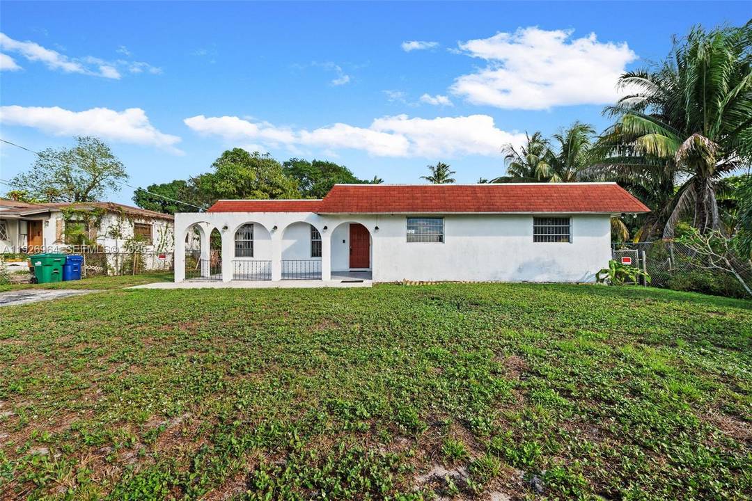 Charming Pool Home in Prime Miami Gardens Well maintained 3BR 2BA residence on an impressive 15, 000 sq ft lot in desirable Miami Gardens.