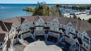 Water views from all levels !