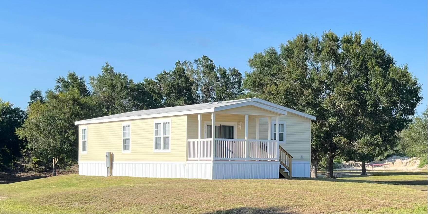 Beautiful Brand New Home on 9 Acres.