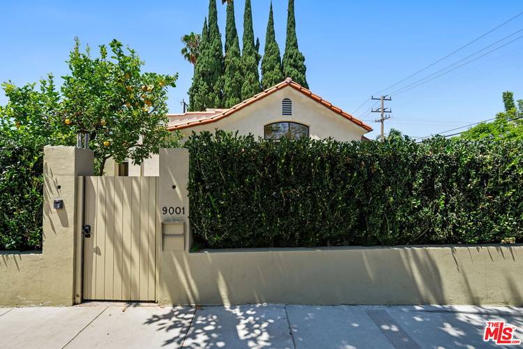 9001   Rosewood Ave 2BR Beverly Grove La