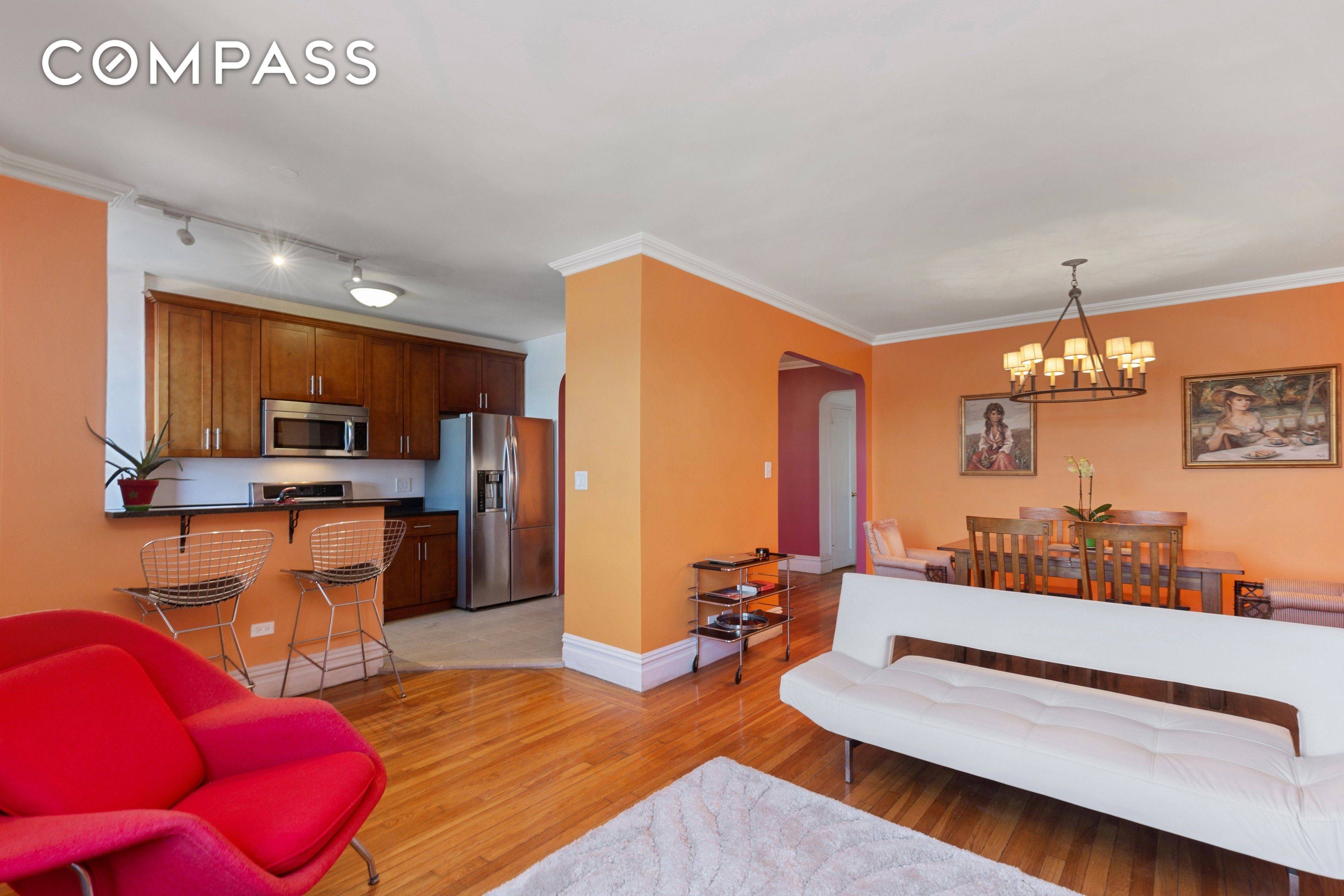 STUNNING HIGH FLOOR 3 4 BEDROOM OVERLOOKING HUDSON RIVER !