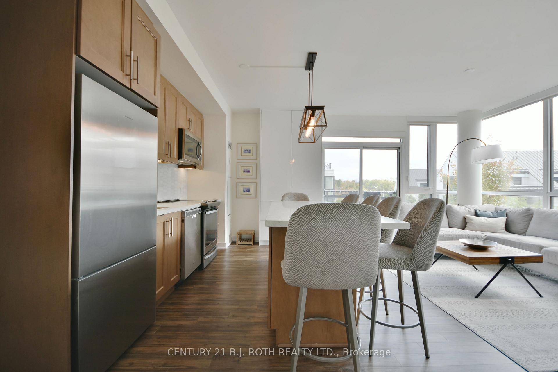 INCREDIBLE VALUE ! ! ! Premium Top Floor Corner Unit With Southeast Views.