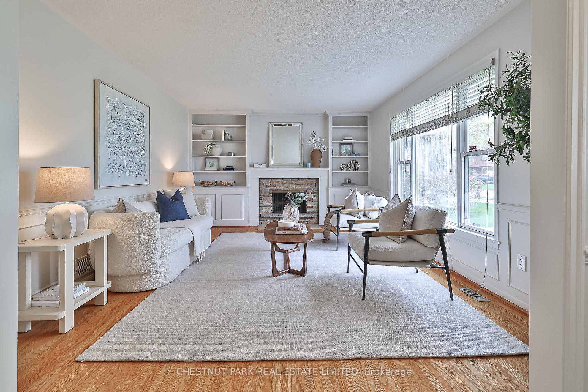 Bright and beautifully renovated 2025, spacious 2700sf approx.