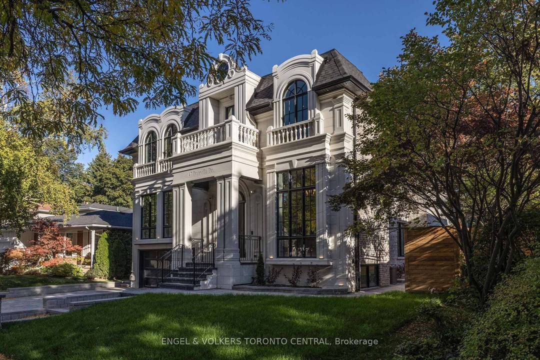 Experience refined living in this custom built architectural masterpiece, ideally positioned on a rare 60 foot lot in Toronto's coveted St.