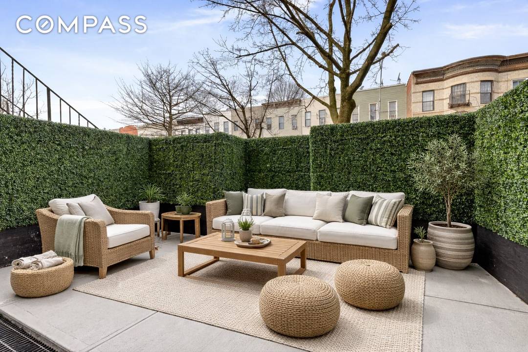 Welcome to Decatur Lofts, a boutique new development condominium offering a limited collection of eight thoughtfully designed residences.