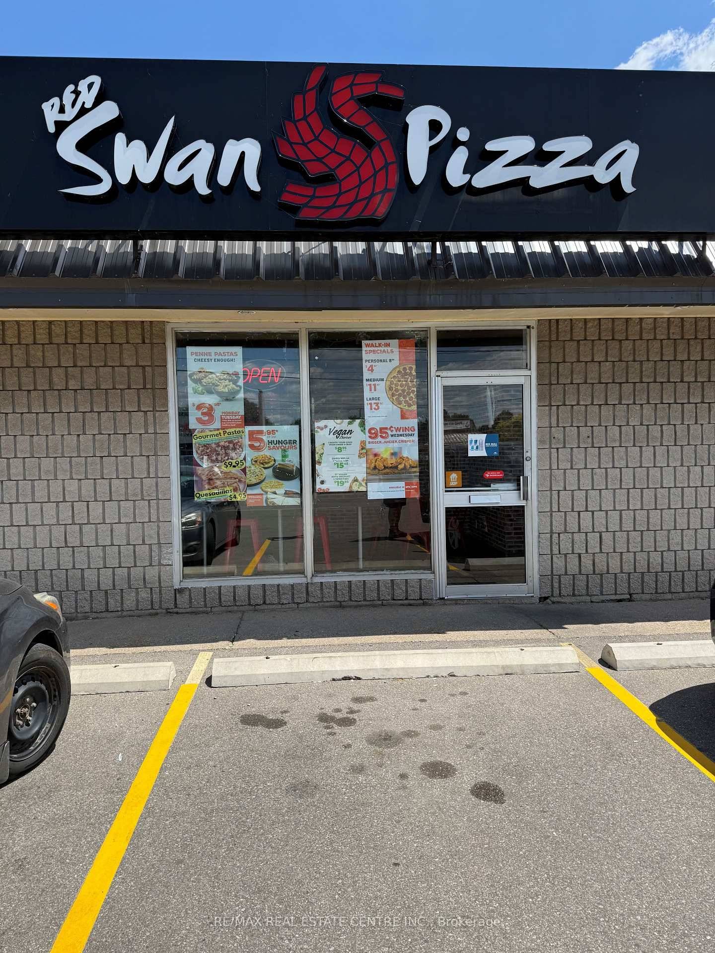 206 King George Road 2, Brantford, ON N3R 5L3