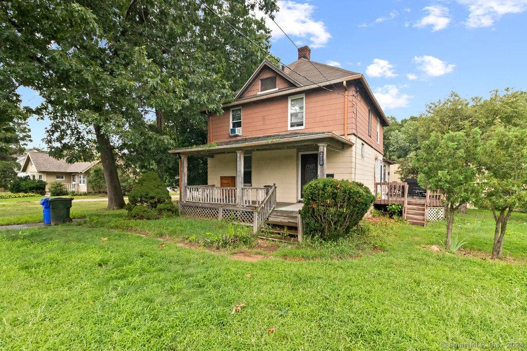 This unique property is a great investment opportunity !