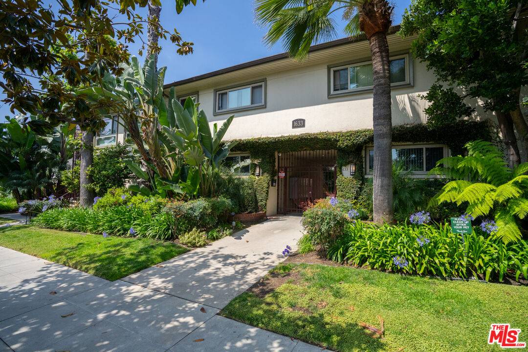 1633 N Laurel Ave 42BR Hollywood Hills East La