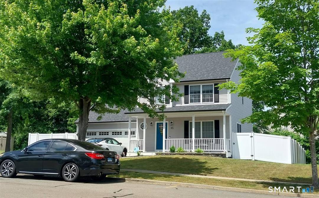 Home has Posigen Solar Panels 25 year contract through 2050 at a monthly rental of 169.