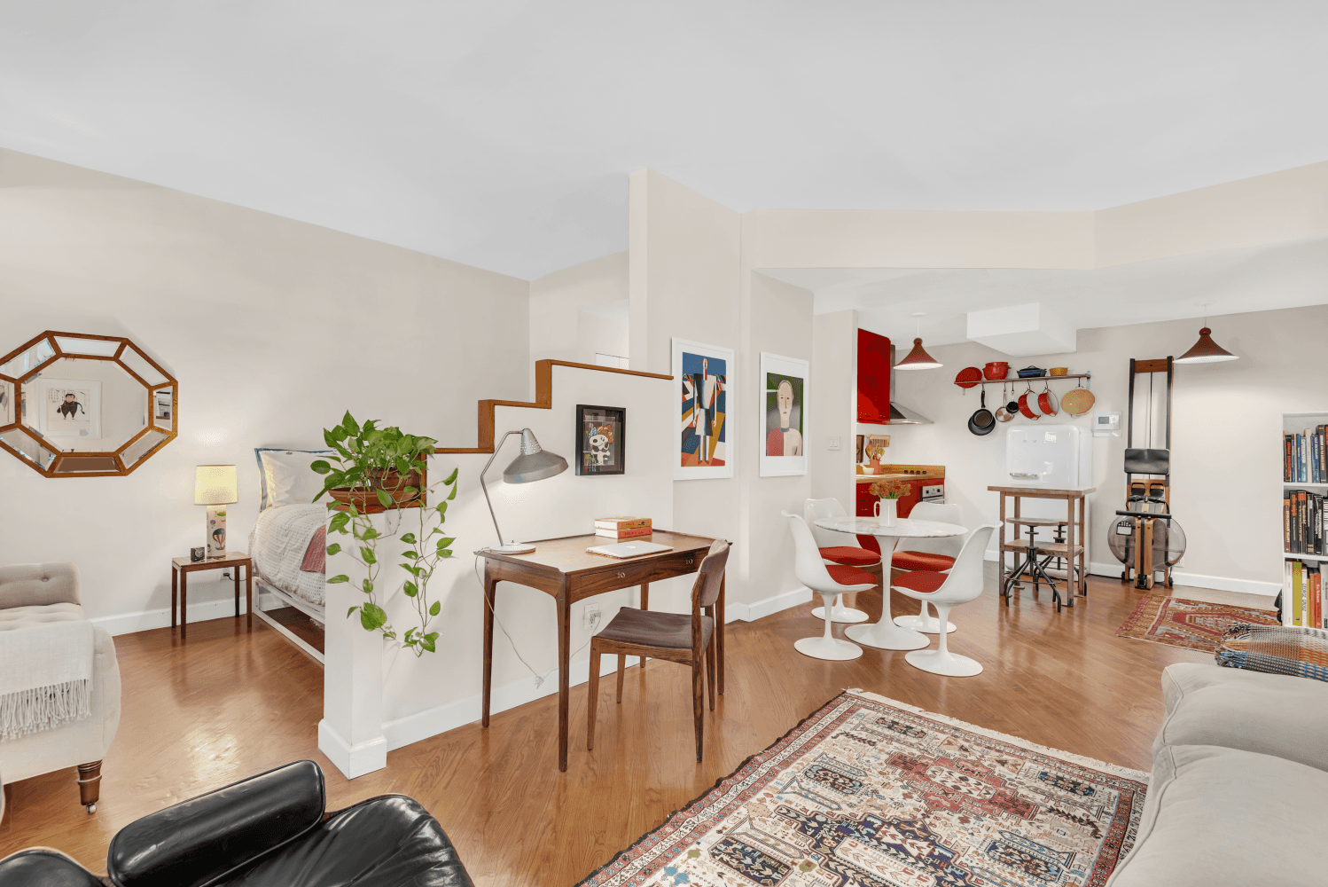 GRAMERCY PARK SPACIOUS RENOVATED LOFT LIKE STUDIO Welcome to this EXPANSIVE and RENOVATED loft style studio convertible 1BR located in the desirable GRAMERCY PARK neighborhood, offering low maintenance.