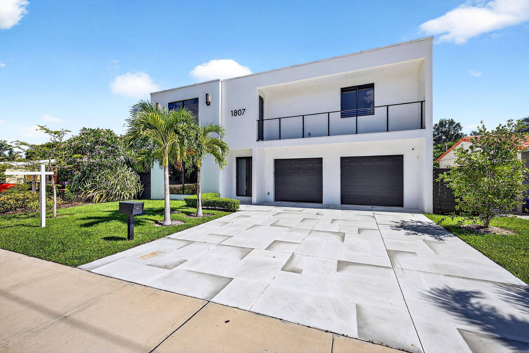 Live in style in this 4 bed, 4.