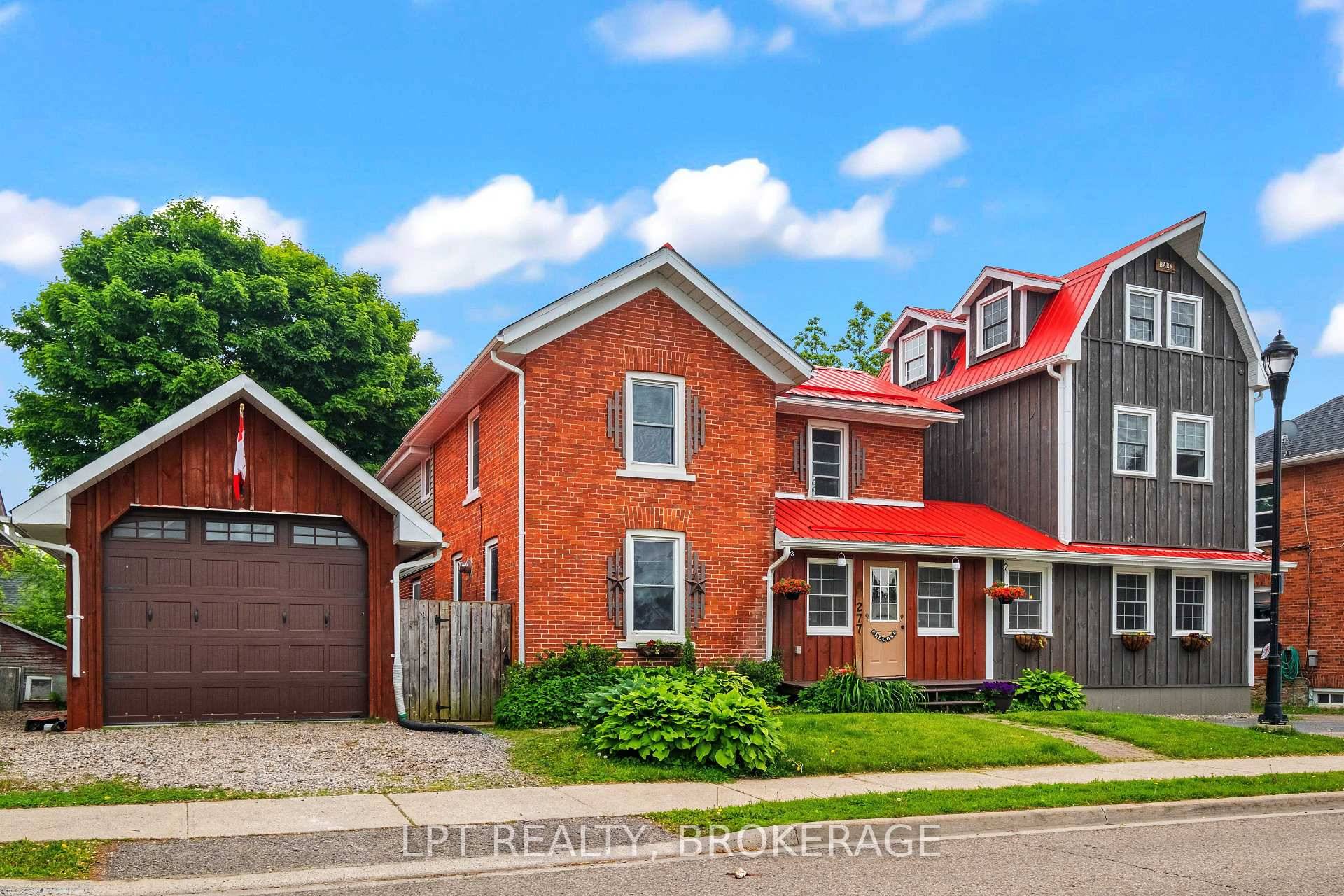 Charming 4 Bedroom Home with Legal Income Suite in the Heart of the 1000 Islands Welcome to the Barn on Brock this beautifully unique home in Gananoque, the heart of ...