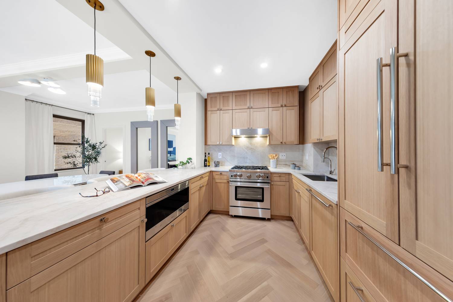 Stunning Gut Renovated Pre War 3 Bedroom, 3.