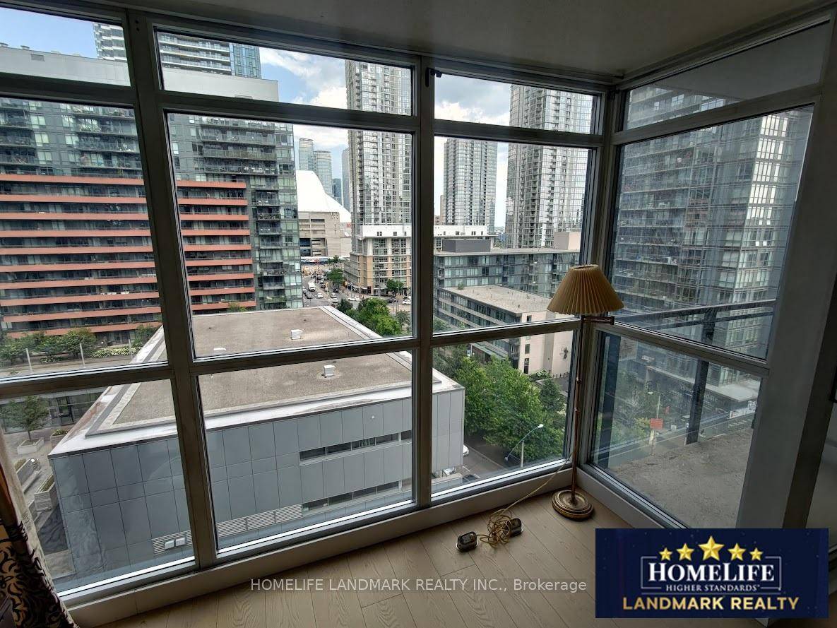 Concord Luna Condo located in the heart of downtown Toronto.