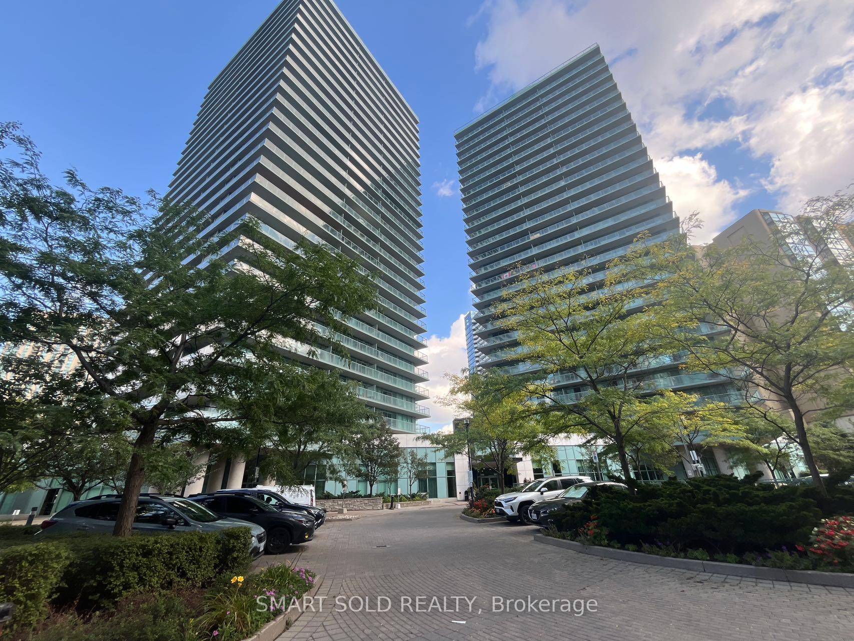 Prime Yonge amp ; Finch Location !